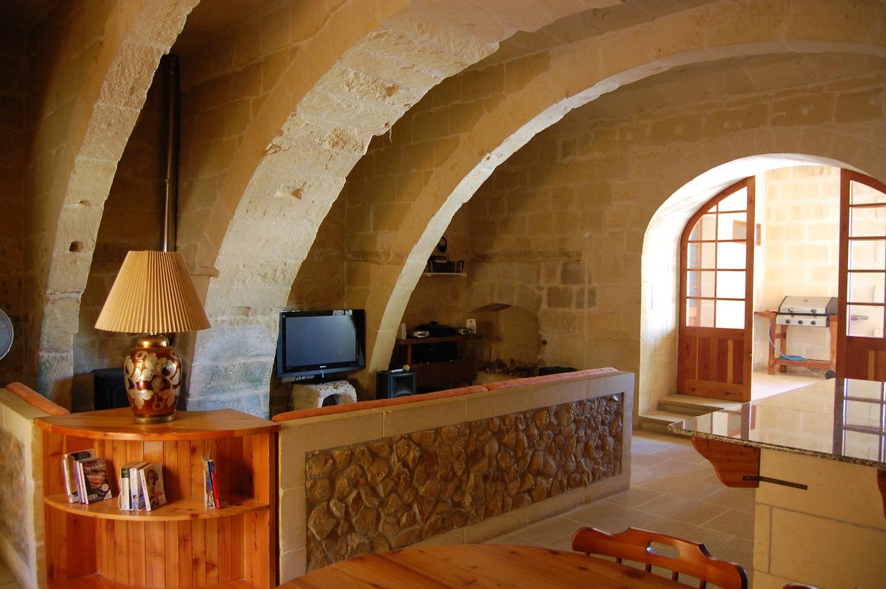 Mood Farmhouse Mythology Għarb Exterior foto