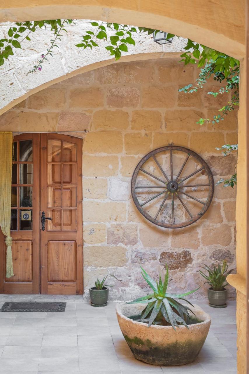 Mood Farmhouse Mythology Għarb Exterior foto