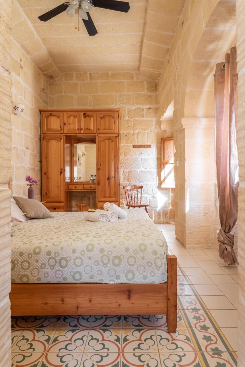 Mood Farmhouse Mythology Għarb Exterior foto